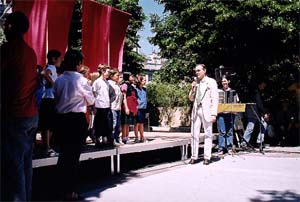 2002-06-01_je_30