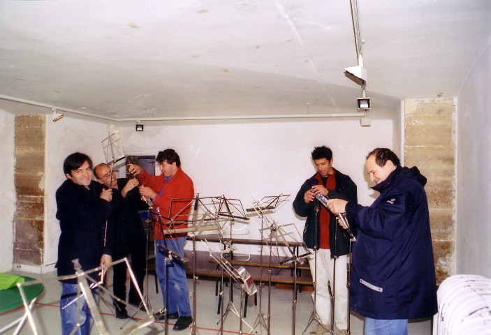 2003-06_je_06