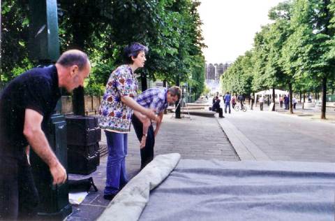 2004-06_je_08