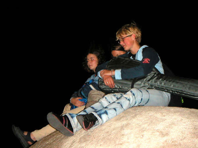 Les enfants au poulailler