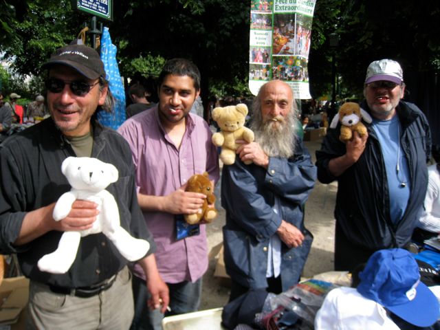 Sucettes et nounours pour tout le monde !