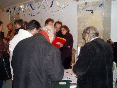 Pr&eacute;sentation du press-book 2003 et des propositions de nouvelle maquette pour la Lettre d'ACCOMPLIR