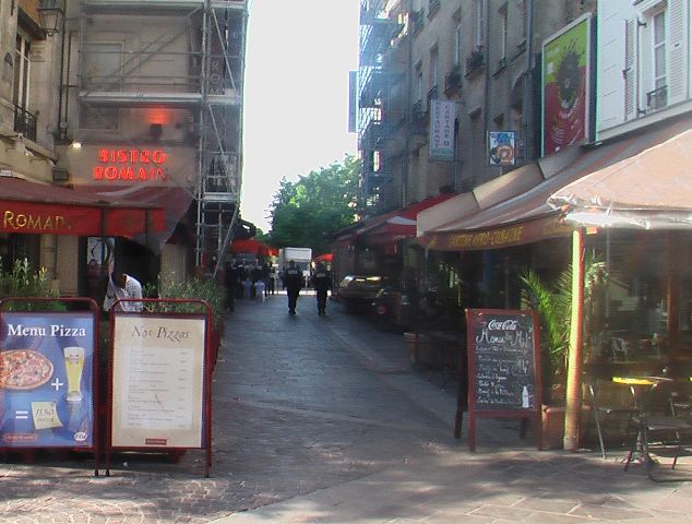 Privatisation de la rue St Denis : Cantine Afro-Cubaine et Bistro Romain